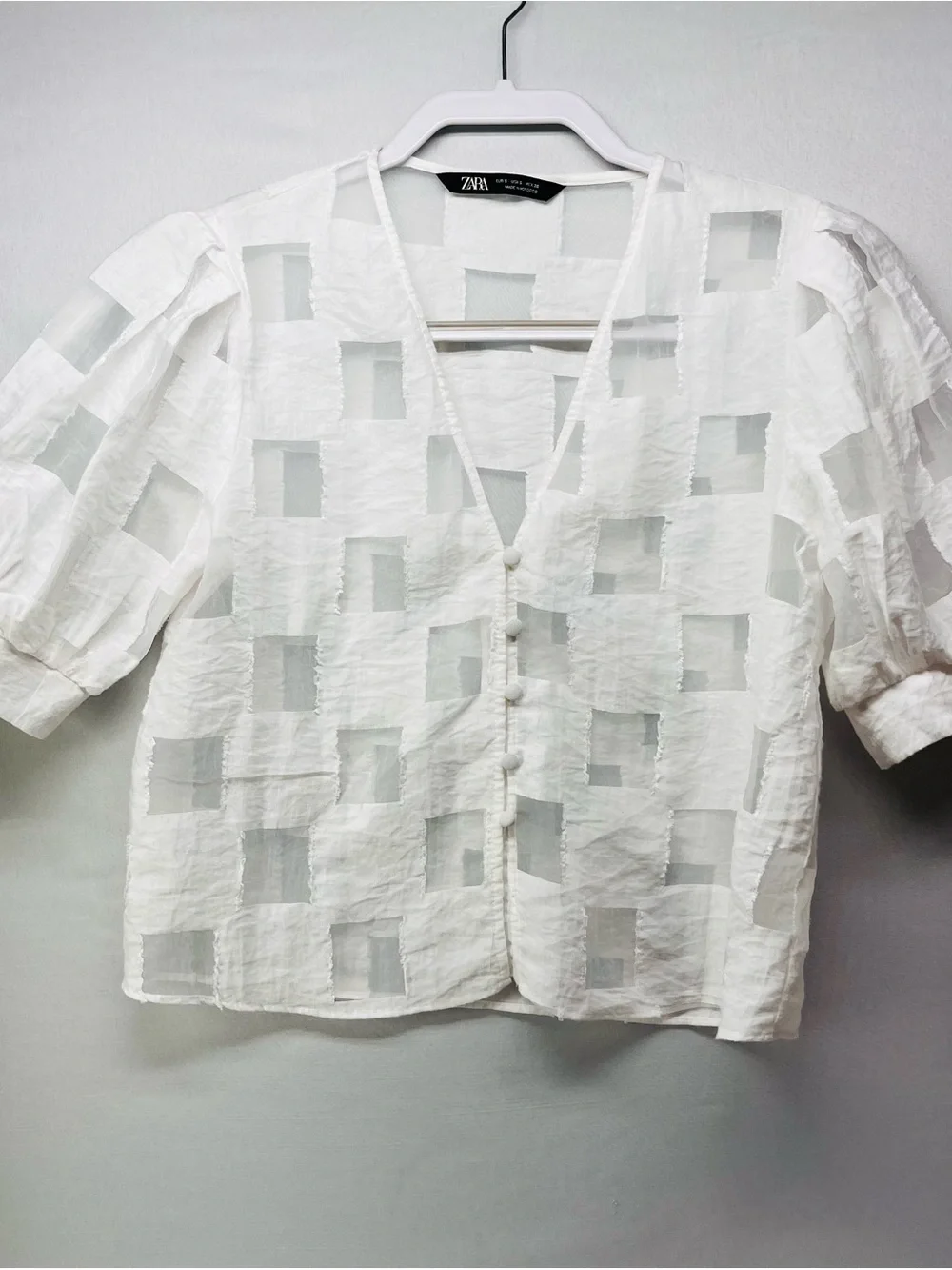 Zara White Sheer Check V-Neck Short Sleeve Blouse